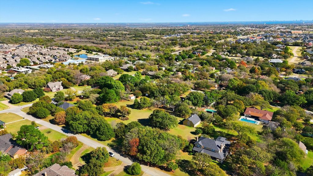 370 Oakview Drive, Double Oak, TX 75077 — photo 4