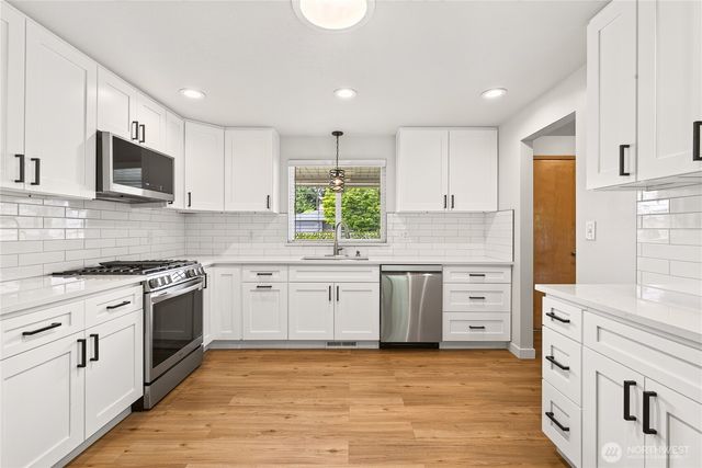 1209 Florence Street, Enumclaw, WA 98022