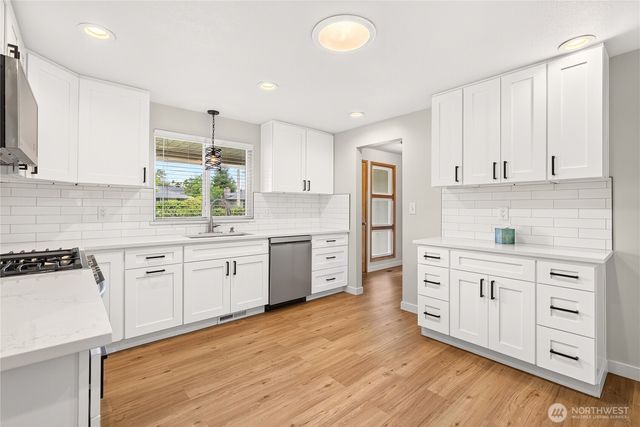 1209 Florence Street, Enumclaw, WA 98022