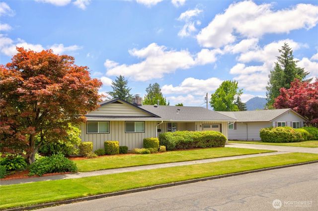 1209 Florence Street, Enumclaw, WA 98022