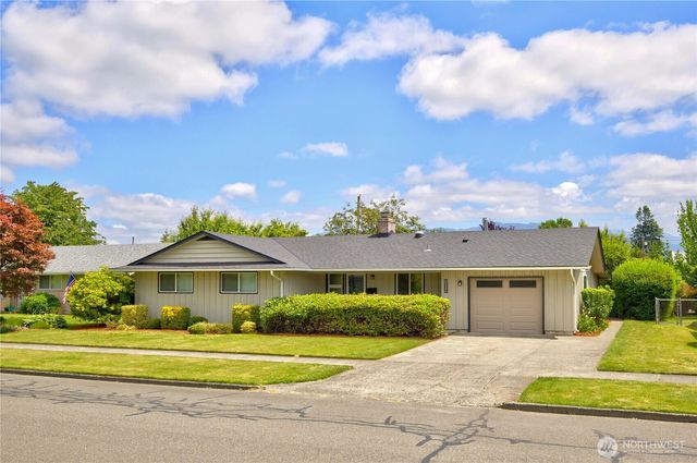 1209 Florence Street, Enumclaw, WA 98022