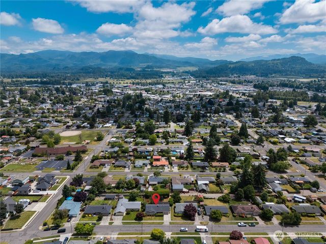 1209 Florence Street, Enumclaw, WA 98022