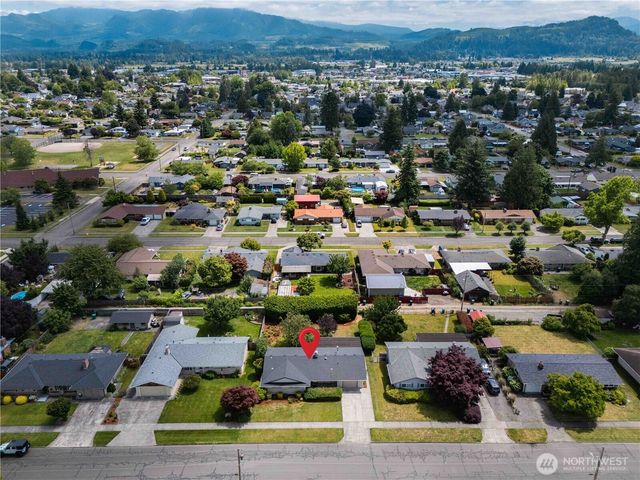 1209 Florence Street, Enumclaw, WA 98022