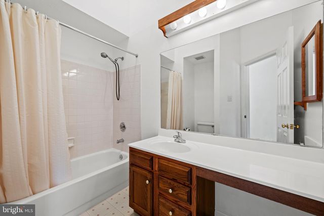 2724 QUARRY HEIGHTS WAY, Baltimore, MD 21209