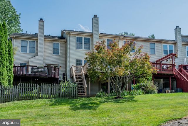 2724 QUARRY HEIGHTS WAY, Baltimore, MD 21209