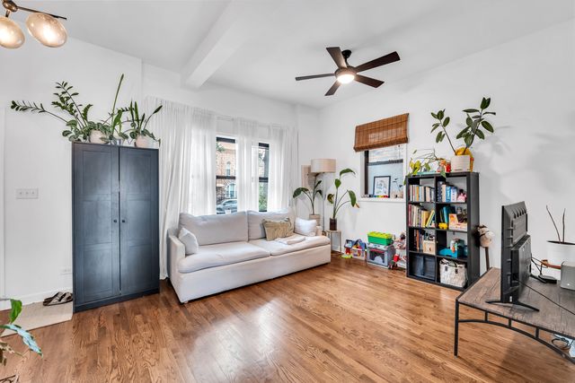 3529 W Le Moyne Street, Chicago, IL 60651