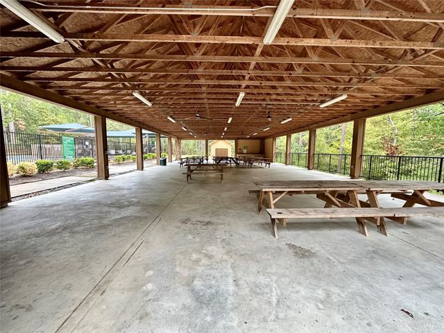 22547 Bayview Circle, Huntsville, TX 77320