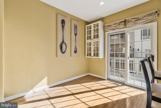 8847 ASHGROVE HOUSE LN, Vienna, VA 22182