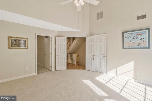 8847 ASHGROVE HOUSE LN, Vienna, VA 22182