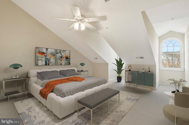 8847 ASHGROVE HOUSE LN, Vienna, VA 22182