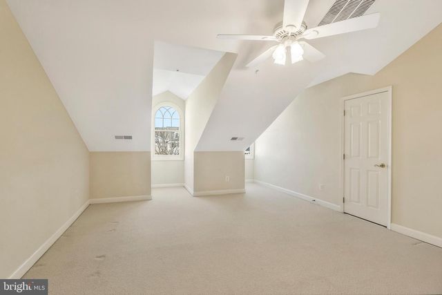 8847 ASHGROVE HOUSE LN, Vienna, VA 22182