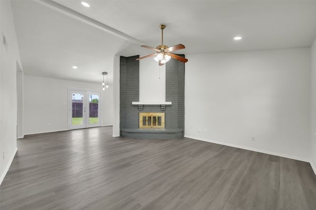 1300 Rivercrest Boulevard, Allen, TX 75002