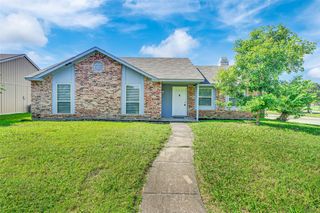 1300 Rivercrest Boulevard, Allen, TX 75002