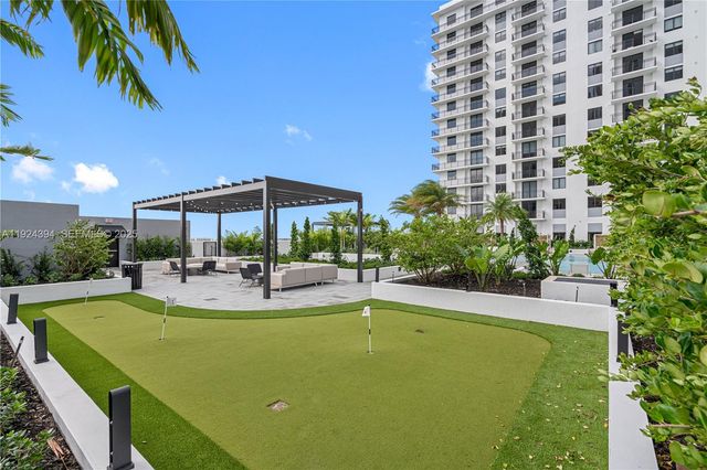 16395 Biscayne Blvd 1309, North Miami Beach, FL 33160