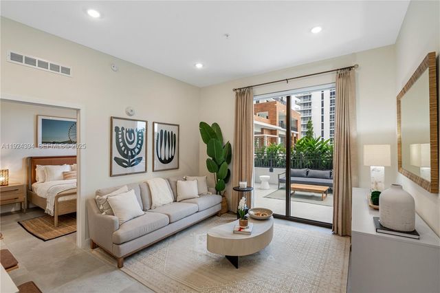 16395 Biscayne Blvd 1309, North Miami Beach, FL 33160