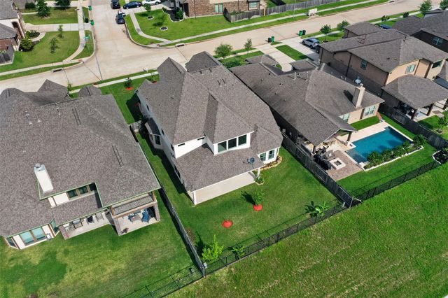 10419 Silver Shield Way, Tomball, TX 77375