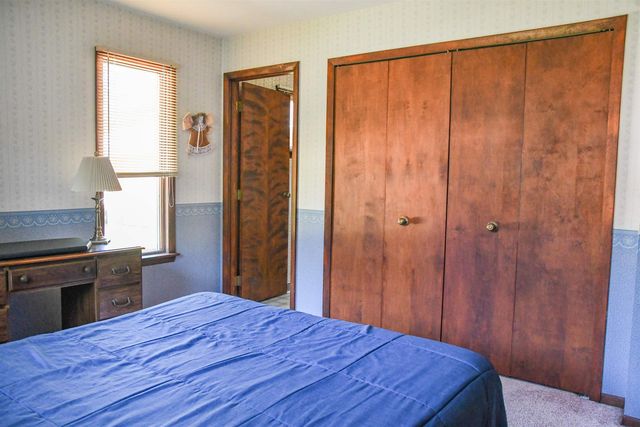 3056 S Glenway Drive, Bay City, MI 48706