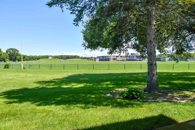 3056 S Glenway Drive, Bay City, MI 48706