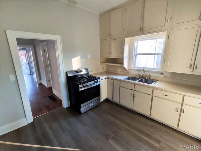 809 S Missouri, Springfield, MO 65806