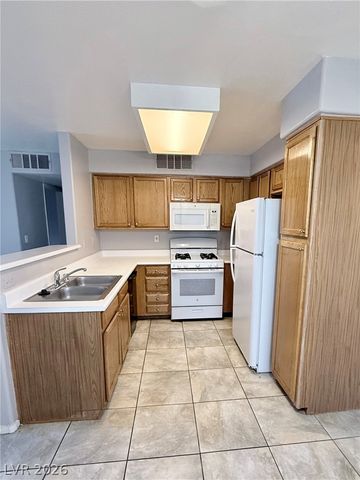 3083 Casey Drive 201, Las Vegas, NV 89120