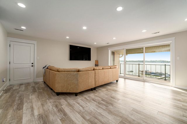 8125 Lake Shore Drive 5, Cedar Lake, IN 46303