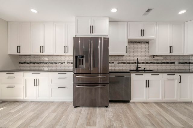 8125 Lake Shore Drive 5, Cedar Lake, IN 46303