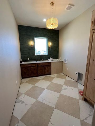 305 Edinburgh Road, San Angelo, TX 76901