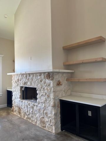 305 Edinburgh Road, San Angelo, TX 76901