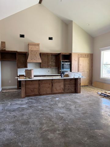 305 Edinburgh Road, San Angelo, TX 76901