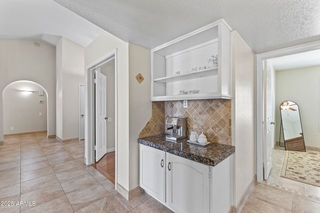 5552 E Enrose Street, Mesa, AZ 85205