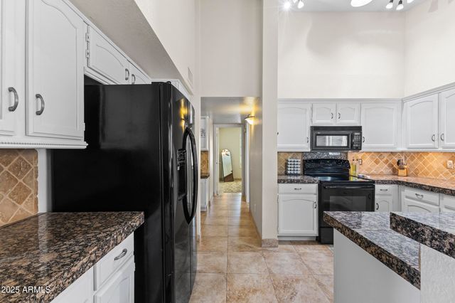 5552 E Enrose Street, Mesa, AZ 85205