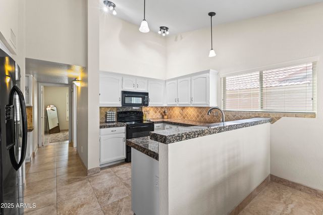 5552 E Enrose Street, Mesa, AZ 85205