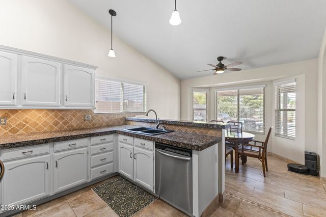 5552 E Enrose Street, Mesa, AZ 85205