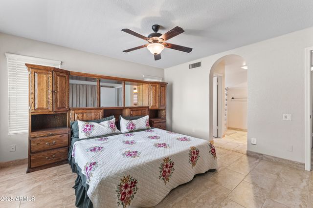 5552 E Enrose Street, Mesa, AZ 85205