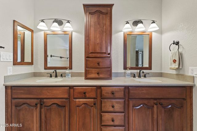 5552 E Enrose Street, Mesa, AZ 85205