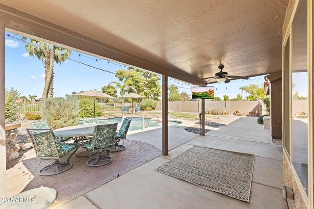 5552 E Enrose Street, Mesa, AZ 85205