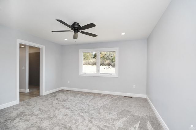 4026 Scenic Crossing, Manhattan, KS 66503