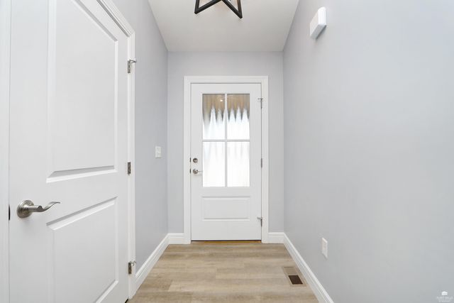 4026 Scenic Crossing, Manhattan, KS 66503