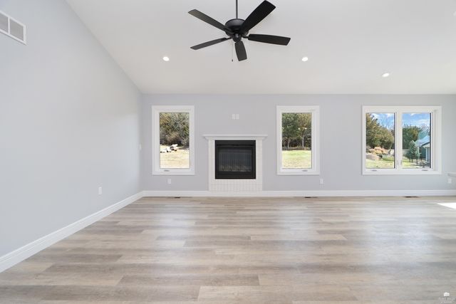 4026 Scenic Crossing, Manhattan, KS 66503