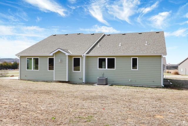 4026 Scenic Crossing, Manhattan, KS 66503
