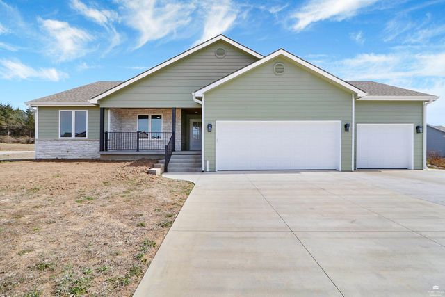 4026 Scenic Crossing, Manhattan, KS 66503