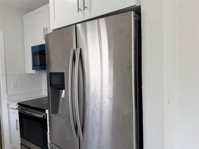1181 NW 100th St, Miami, FL 33150