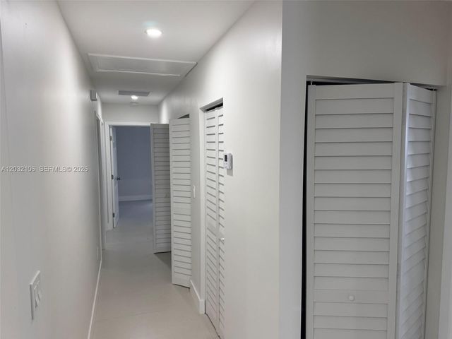1181 NW 100th St, Miami, FL 33150