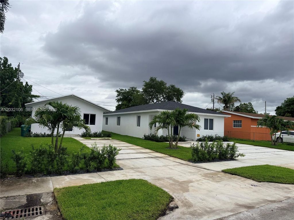 1181 NW 100th St, Miami, FL 33150