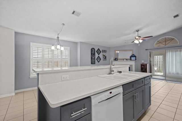 1731 Ivalea Circle, Navarre, FL 32566