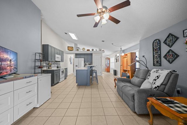 1731 Ivalea Circle, Navarre, FL 32566