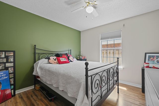 1731 Ivalea Circle, Navarre, FL 32566