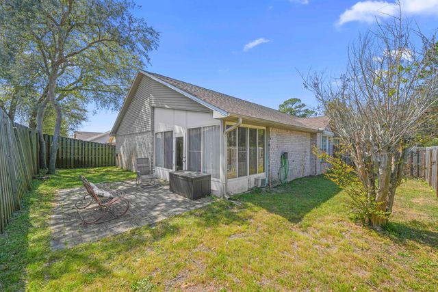 1731 Ivalea Circle, Navarre, FL 32566