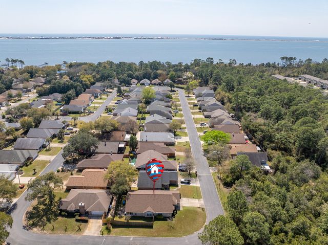 1731 Ivalea Circle, Navarre, FL 32566