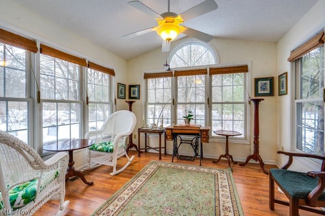 136 Taylor Road, Barberton, OH 44203